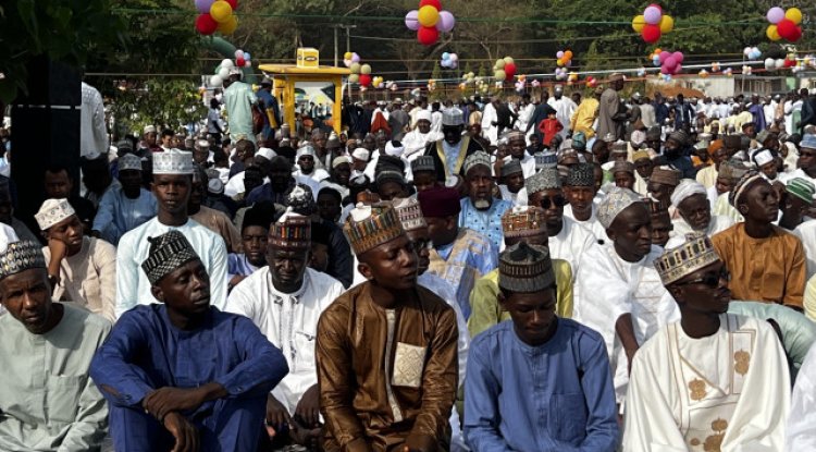 Nijerya'da bayram coşkusu: Camiler doldu taştı