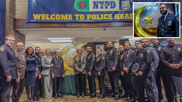 New York Polis Departmanında Ramazan süslemeleri yapıldı