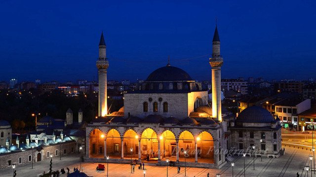 Konya akşam ezanı 6 Mart Pazartesi Ramazan imsakiyesi iftar vakti