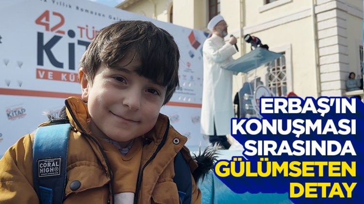 Erbaş'ın Konuşması Sırasında Gülümseten Detay