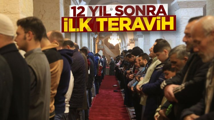 Halep'teki Emevi Camii'nde, teravih namazı 12 yıl sonra ilk kez kılındı