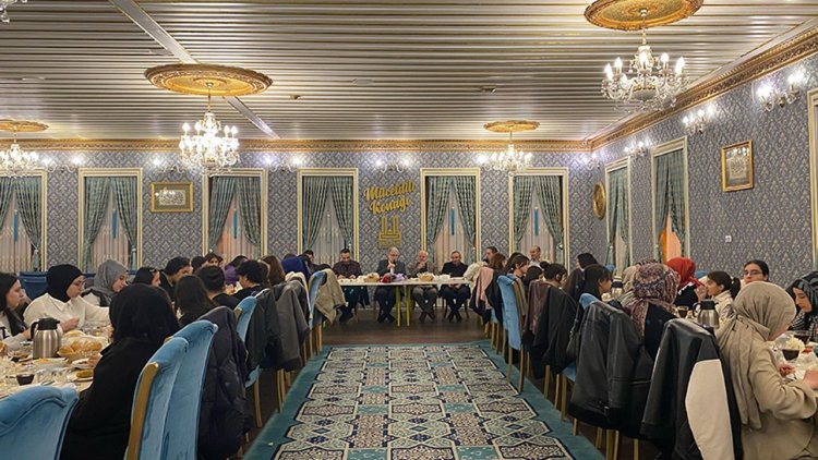 Erzurum'da "İyilik Sofrası" kuruldu