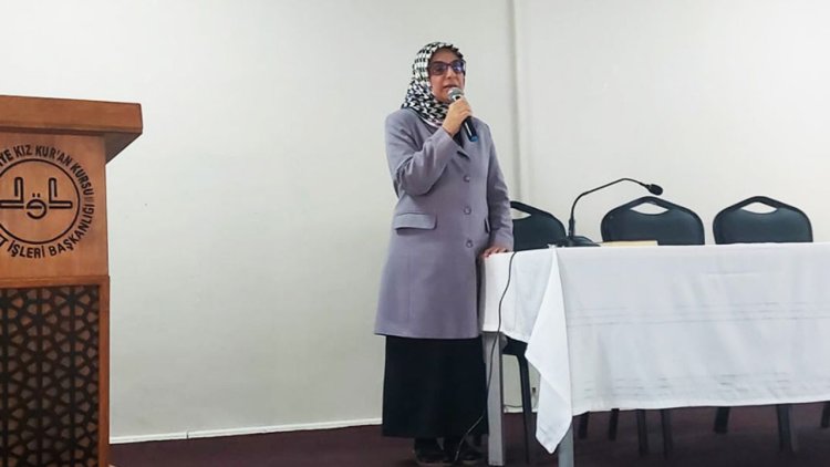 Dr. Arslan, vaiz ve Kur'an kursu öğreticileriyle bir araya geldi
