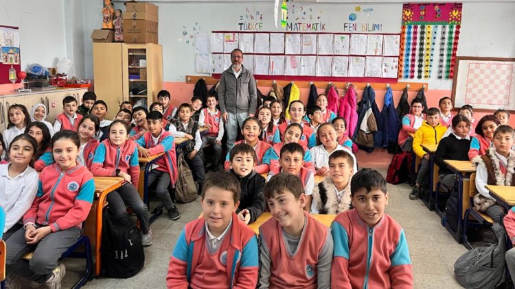 Bolvadin'deki okullarda iyilik anlatıldı