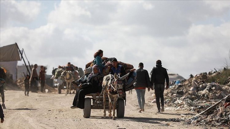 İşgalcilerin, Gazze'nin kuzeyindekilerin batıya zorunlu göçü için "tahliye emri" yayımladı