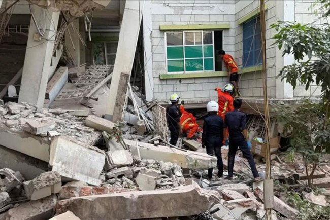 Myanmar'daki depremlerde can kaybı 3 bin 301'e yükseldi