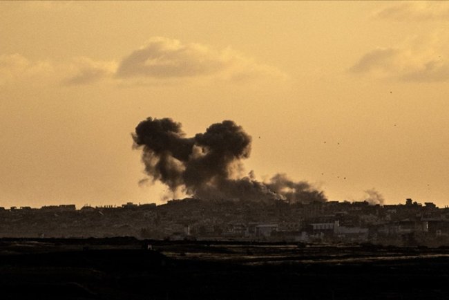 İşgalcilerin Gazze Şeridi'ne son 24 saatte düzenlediği saldırılarda 60 kişi şehit oldu