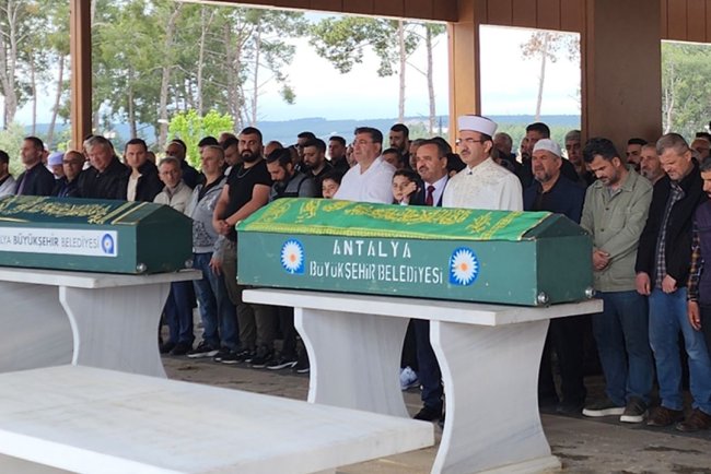 Emekli İl Müftüsü Çetin, ebediyete uğurlandı