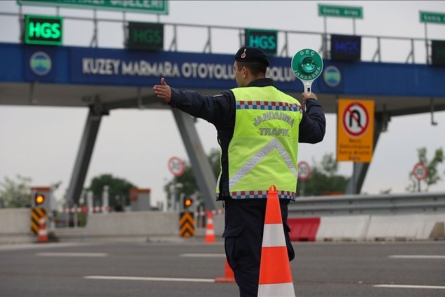 Uzmanlardan İstanbul gişelerinde yaşanan kazaları önlemek için öneriler