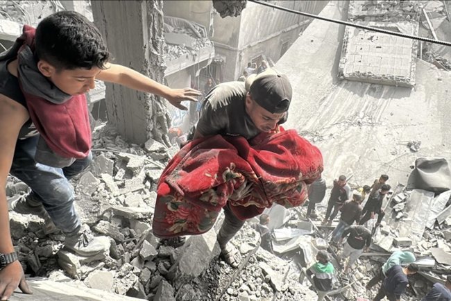 İşgalcilerin Gazze'deki son saldırılarında 4 Filistinli şehit oldu