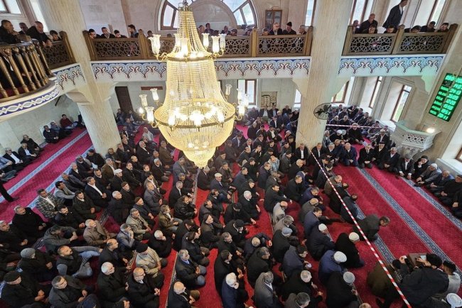 Güroymak'ta husumetli aileler barıştırıldı