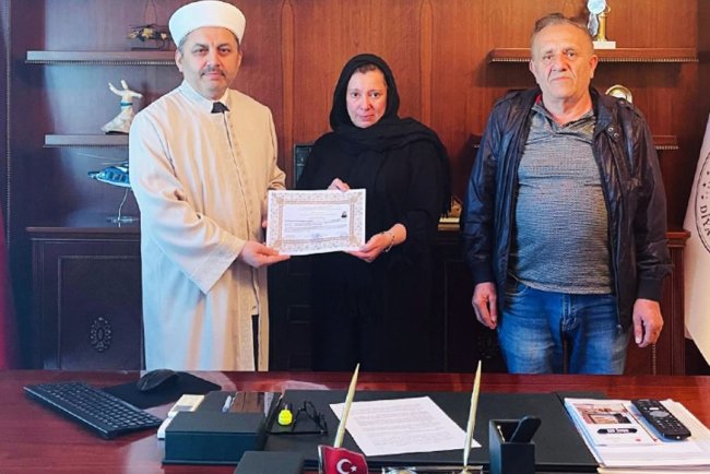 Macaristanlı kadın Etimesgut'ta Müslüman oldu