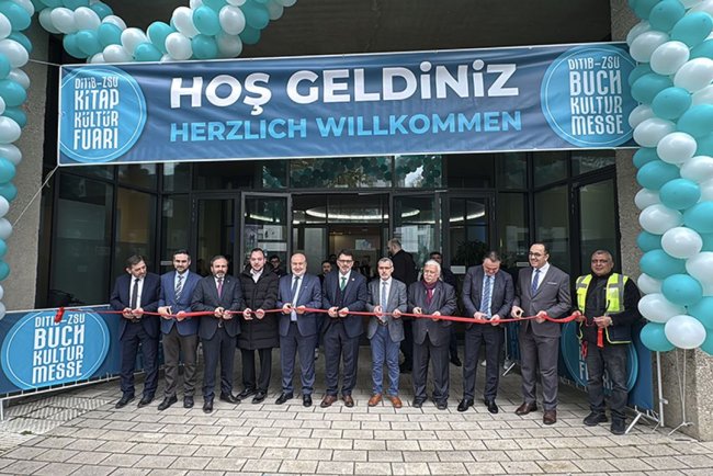 Almanya'da "3. Kitap ve Kültür Fuarı" açıldı