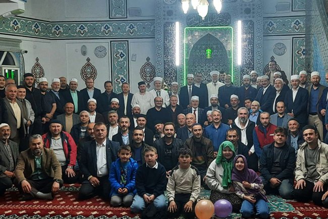 Düzce'de cami aile buluşmaları sürüyor