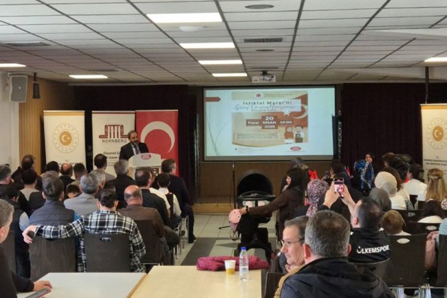 Nürnberg’de "İstiklal Marşı'nı Güzel Okuma Yarışması" düzenlendi