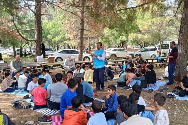 Kahta'da hafızlık öğrencileri piknikte buluştu