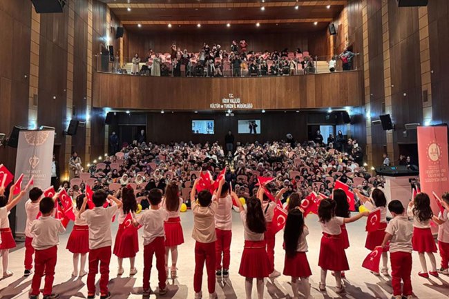 Iğdır'da minikler yıl sonu heyecanı yaşadı