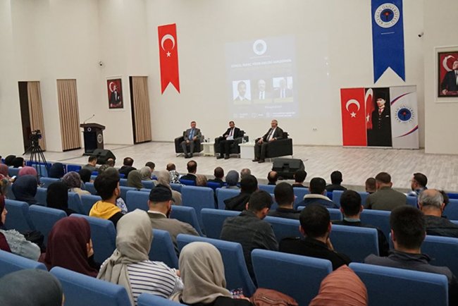 Batman'da inanç sorunları ve dini yozlaşmalar ele alındı