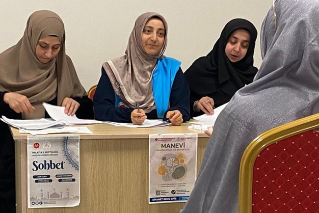 Gençler, peygamber dualarında buluştu