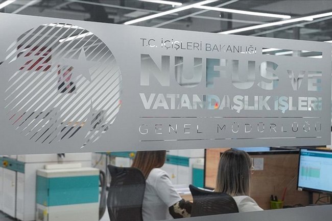 Nüfus ve Vatandaşlık İşleri Genel Müdürlüğünden eski tip sürücü belgesi uyarısı