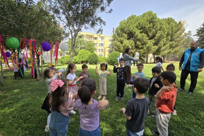 Haliliye'de minikler bahar şenliğinde buluştu