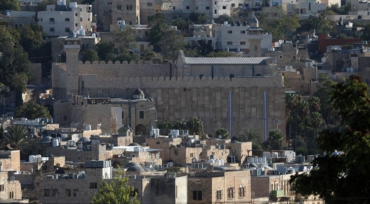 İşgalciler, Harem-i İbrahim Camii imamına 15 günlük uzaklaştırma cezası verdi