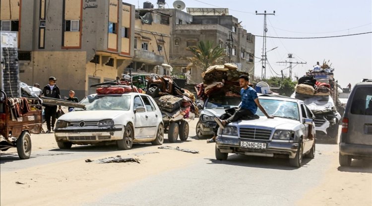 İşgalciler, Refah'ı işgal ederek kentteki bütün Filistinlileri sürgün edeceklerini duyurdu