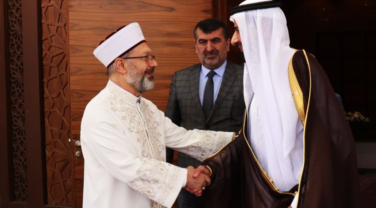 Başkan Erbaş, hac hazırlıkları için Medine'de