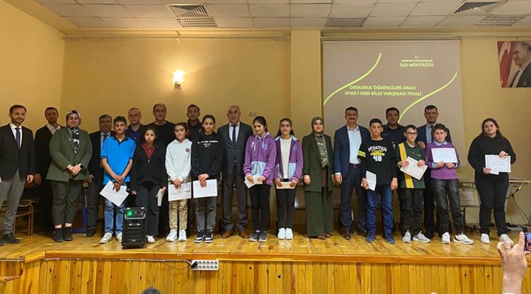 Emirdağ'da çocuklar siyer bilgisinde yarıştı