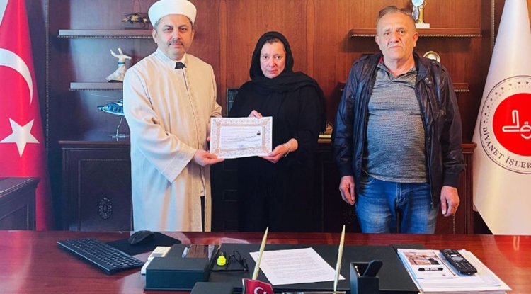 Macaristanlı kadın Etimesgut'ta Müslüman oldu