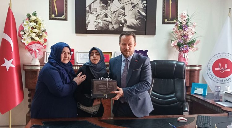 Engelleri yıktı Kur'an'ı hatmetti