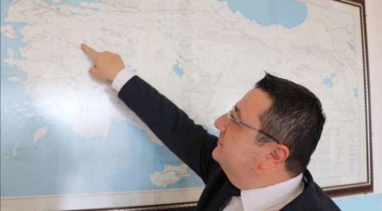 Simav'daki depremlerin tespit edilmemiş ve haritalanmamış yerde gerçekleştiği bildirildi