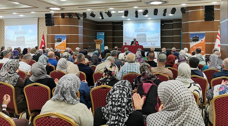 Kıbrıs'ta hacı adayları bilgilendirildi