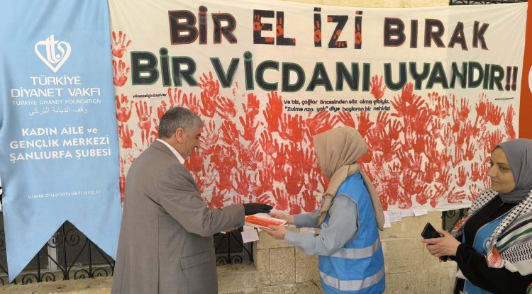 TDV gönüllüleri, Gazze'deki katliama dikkat çekti