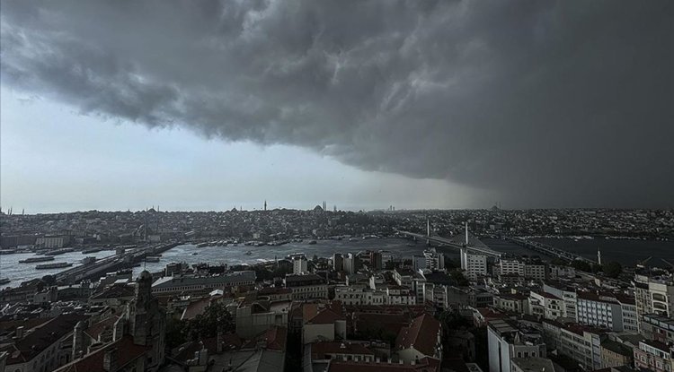 Meteorolojiden yurdun kuzeybatı kesimleri için rüzgar ve fırtına uyarısı