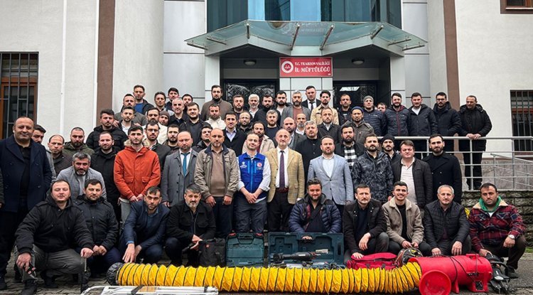 Trabzon'da din görevlilerinin AFAD eğitimleri sürüyor