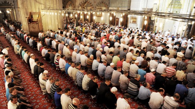 CUMA NAMAZI VAKTİ 4 NİSAN 2025: Cuma namazı saat kaçta? İstanbul, Ankara, İzmir il il cuma namazı vakitleri