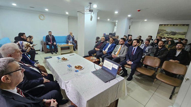 Artvin'de gençlik hizmetleri değerlendirildi