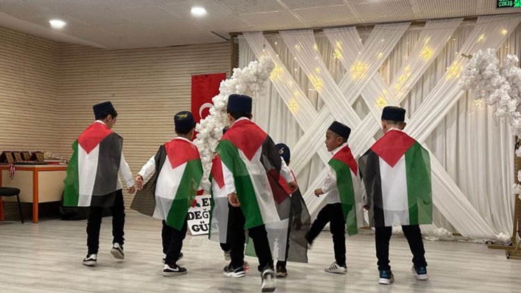 Gevaşlı minikler, Filistin'i unutmadı