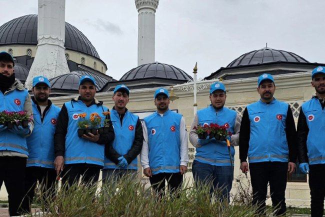 Yozgat'ta gençler iyilikle güzelleştirdi