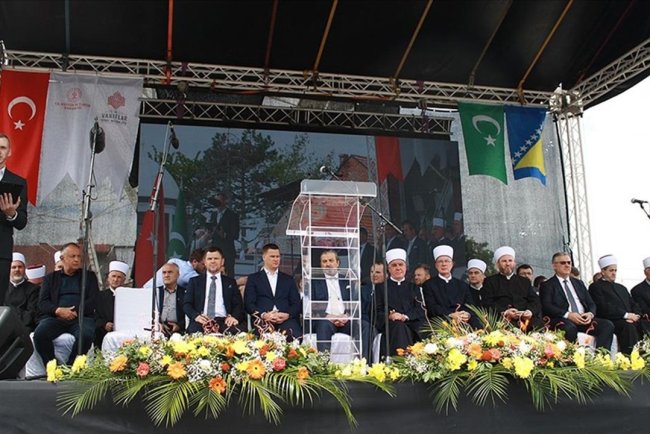 Bosna Hersek’teki Osmanlı mirası Behram Bey Camisi yeniden ibadete açıldı