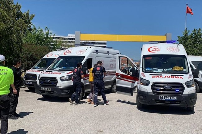 Çorum'da un fabrikasında meydana gelen patlamada 9 kişi yaralandı