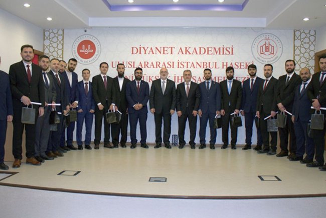 Uluslararası İstanbul Haseki Dini Yüksek İhtisas Merkezi 37. Dönem kursiyerleri mezun oldu