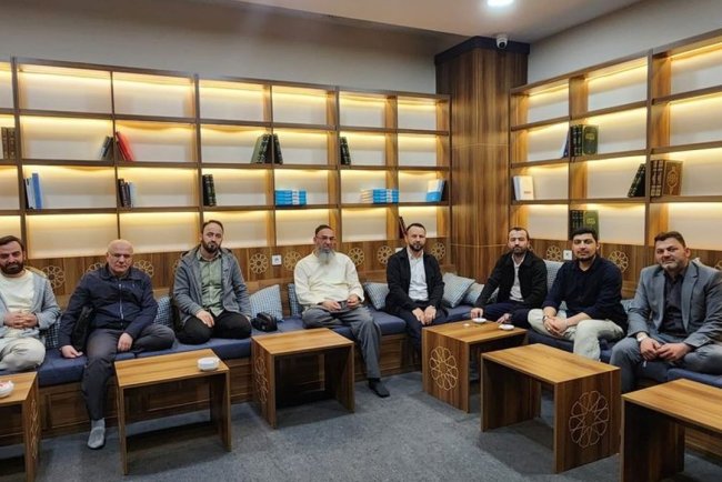 Bahçelievlerde din görevlileri kitap okumada buluşuyor