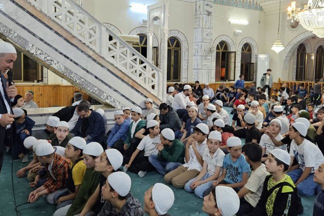 Köşk'te 700 genç camide buluştu