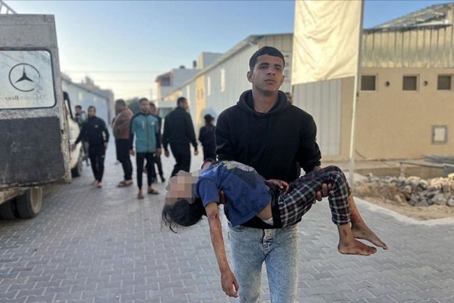 İşgalcilerin Gazze'ye düzenlediği saldırılarda biri bebek 4 kişi şehit oldu