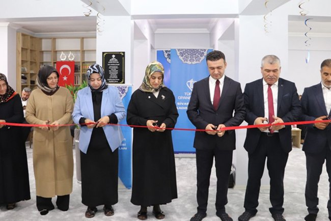 Sivas'ta TDV Kadın Kolları Şubesi açıldı