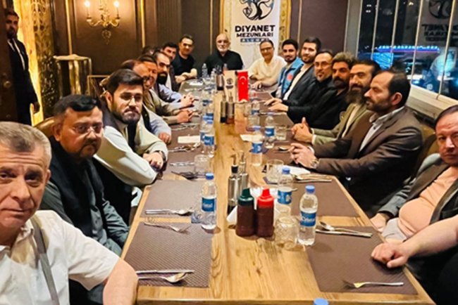 Diyanet mezunları Kabil'de bir araya geldi