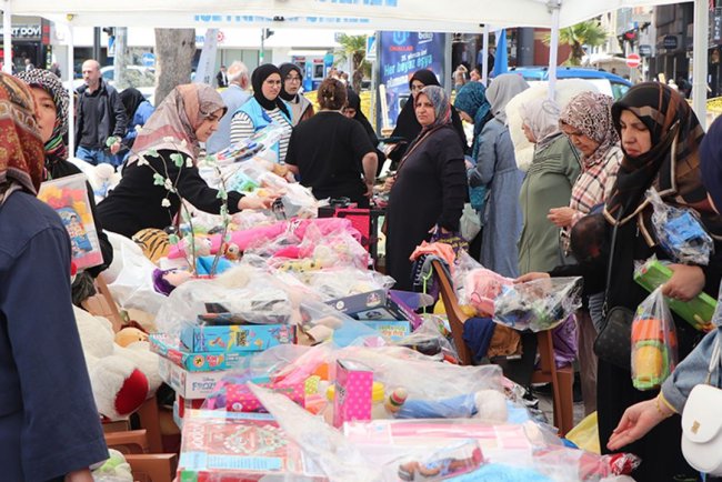 Elazığ'da Gazze için kermes düzenlendi