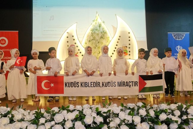 Sapancalı miniklerden özgür Kudüs mesajı